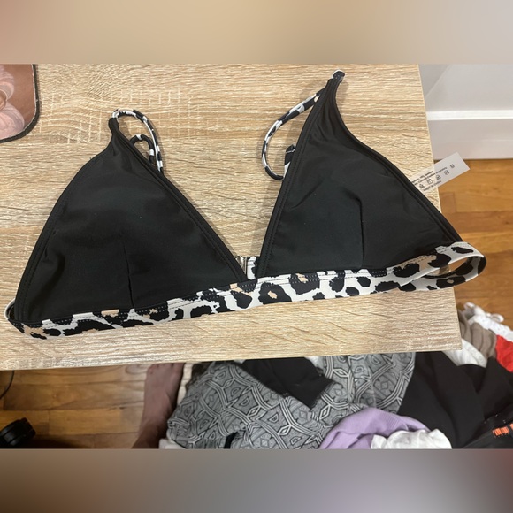 SHEIN bikini top size medium - Picture 3 of 4